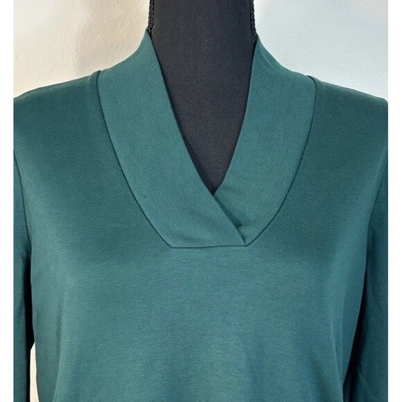 LL Bean Pima Shawl Long-Sleeve Dark Green Cotton Tee Size Medium (10/12) - Picture 10 of 12